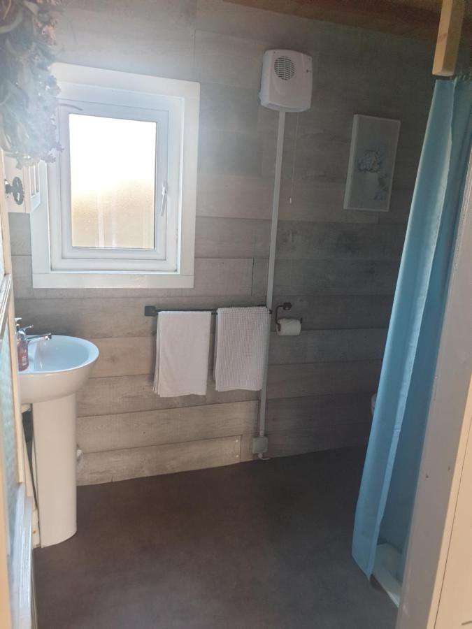 Sallys Cabin Kilcolgan ภายนอก รูปภาพ